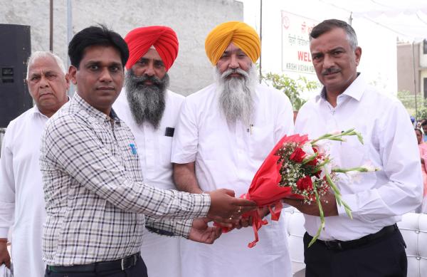 Dr. Inderjeet Singh, Vice Chancellor, GADVASU graced the occasion as Chief Guest in the workshop on Nili Ravi buffalo which is organized by Krishi Vigyan Kendra, Booh on 18th March,2021