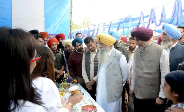 Dignitaries during mela visit