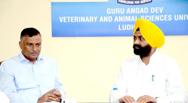 S. Laljit Singh Bhullar, Cabinet Minister visits Veterinary University