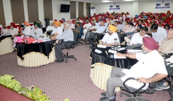 The event gathered policymakers, researchers, industry leaders, and progressive farmers to discuss the future of buffalo farming in India, with a special focus on Punjab