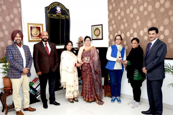 Dr Minakshi, former head, Dept of Animal Biotechnology, (LUVAS), Hisar Dr Y S Malik, Dean & Chairman of the festival Dr R S Sethi, Co- chairman, Dr. Surinder Singh Sodhi Organizing Secretary and Dr Vaneet Inder Kaur, Head, Dept. of Aqua culture, GADVASU