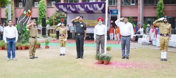 Dr. AS Nanda, Vice–Chancellor, GADVASU unfurled the National Flag in the University premises on 72nd Independence Day on 15th August 2018