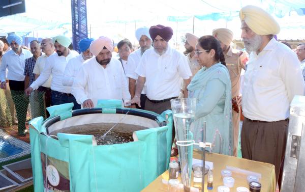 Dignitaries Visit the Stalls in the pashu palan mela 