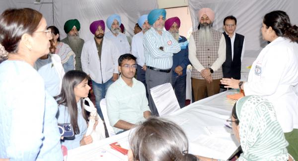 Mega Blood Donation Camp to mark the 350th martyrdom anniversary of the ninth Guru. The camp was inaugurated by Dr. JPS Gill, Vice Chancellor.