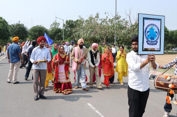 The festival started with a cultural procession, which showcased different traditional glimpses of Punjab