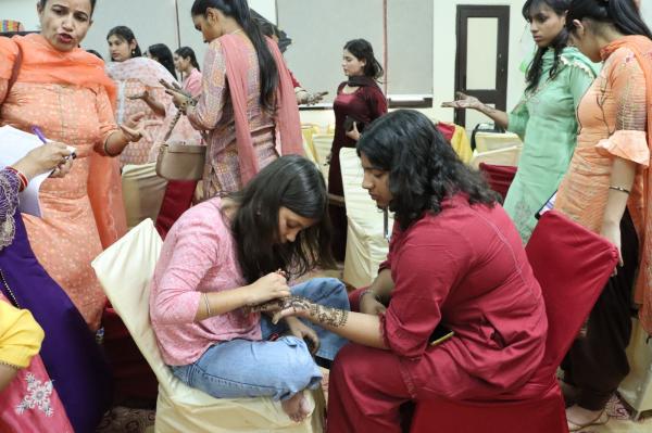 Mehndi Competetion in the Virasat Mela