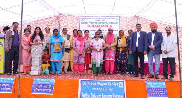 Prizes was awarded to the Participants in Kisan Mela organized by KVK, Barnala on 02-03-2020